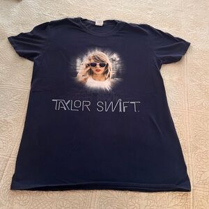 Taylor Swift 1989 Tour Concert Tee Gildan Softstyle Dark Blue San Francisco CA